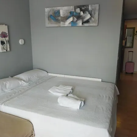 Couette-café ,apartamento-estudio Primera Linea De Playa *