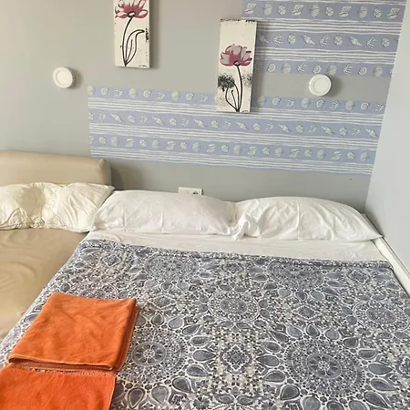 Couette-café ,apartamento-estudio Primera Linea De Playa *