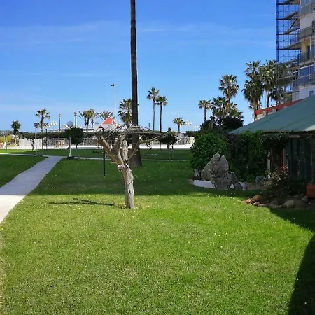 Couette-café ,apartamento-estudio Primera Linea De Playa Benalmádena