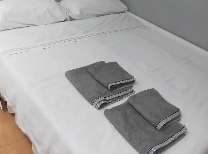 ,apartamento-estudio Primera Linea De Playa Bed & Breakfast Benalmádena