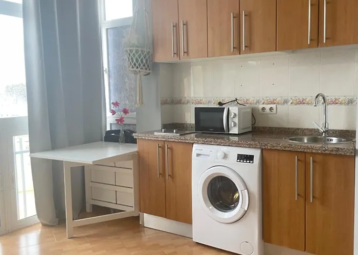 ,apartamento-estudio Primera Linea De Playa Bed & Breakfast Benalmádena