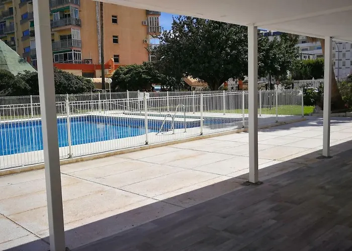 ,apartamento-estudio Primera Linea De Playa Bed & Breakfast Benalmádena